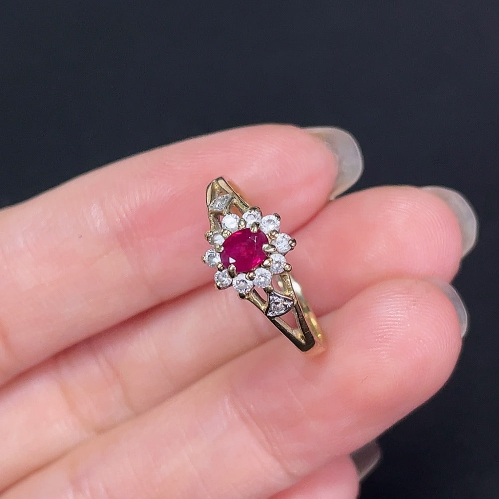 Ruby Inlaid Ring 14K Gold, Non-Diamond
