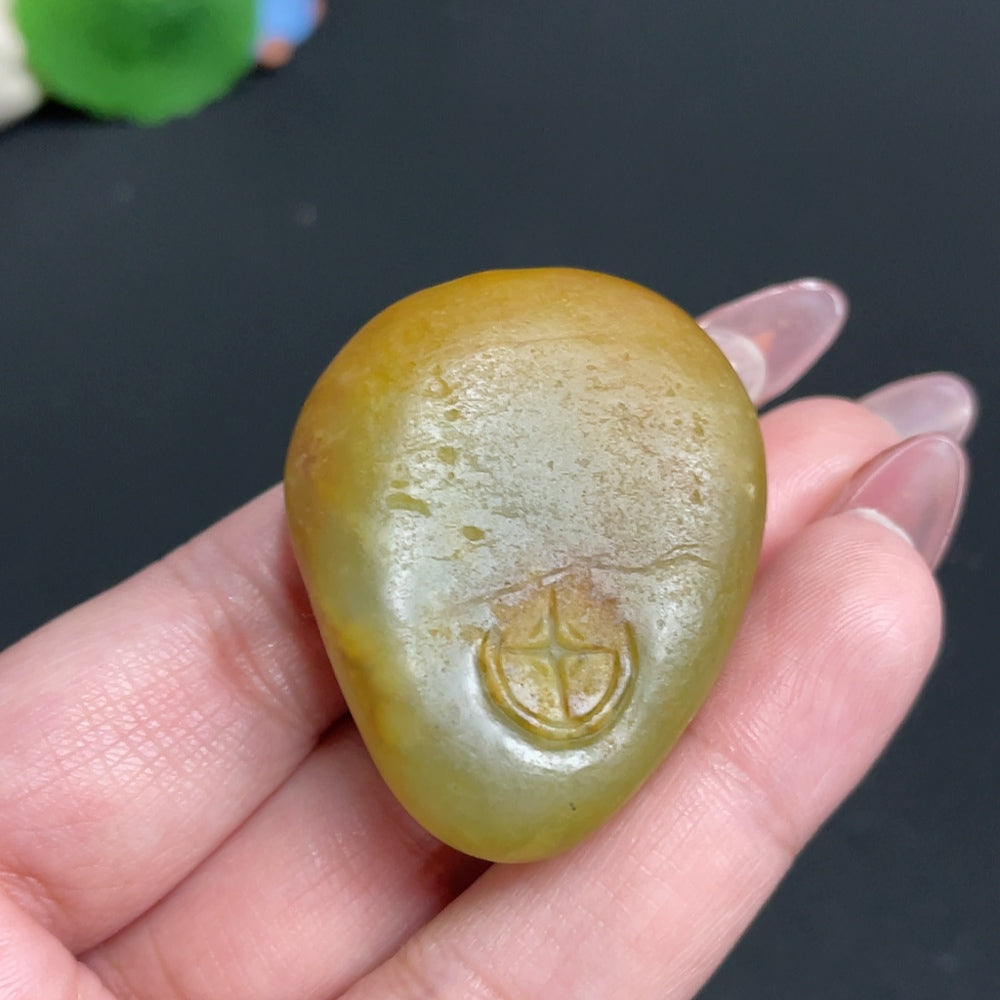 Hetian Jade Pendant - Buddha Figure, Total Weight Approx. 34.8g, Undetermined Skin Color Origin