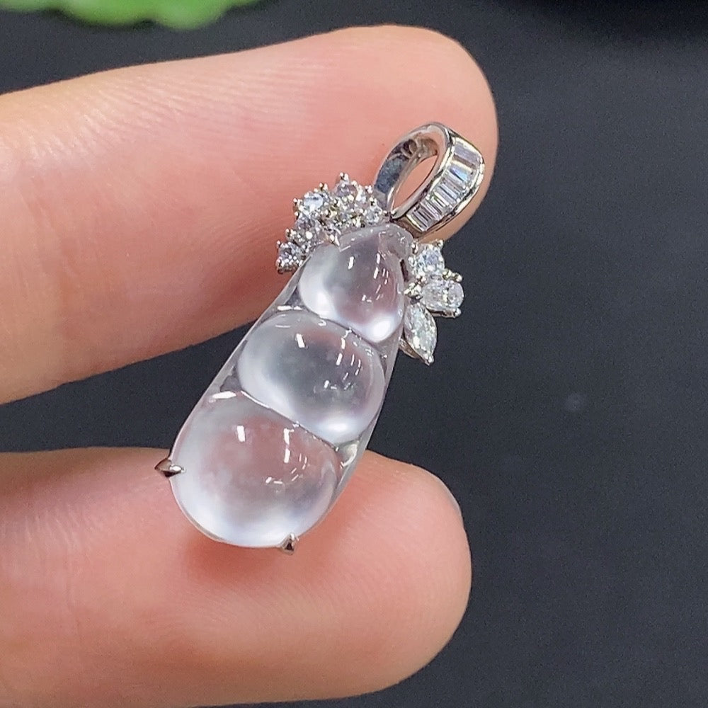 Jadeite Lucky Bean Pendant with 18K Gold Setting, Non-Diamond