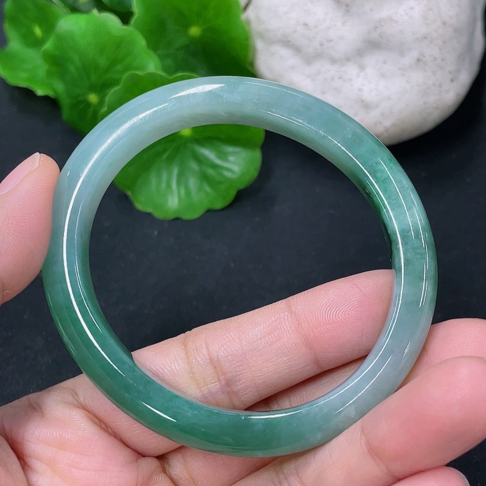 Jadeite Concubine Bracelet