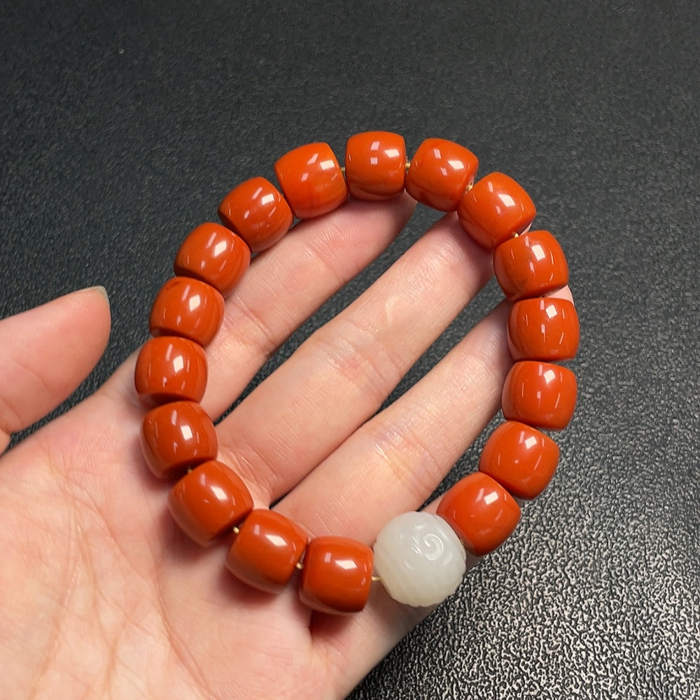 South Red Agate Bracelet with Visible Organic Matter, Total Weight Approx. 55.60g, Size About 12.1mm, Paired with Hetian Jade