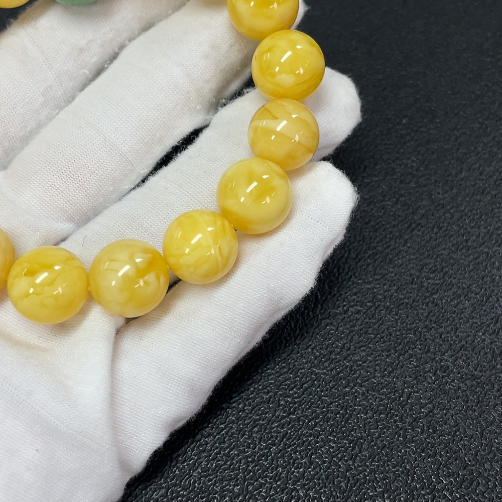 Amber and Beeswax Bracelet with Non-Natural Accent Stones, Total Weight Approx. 26.05g, Size About 13mm