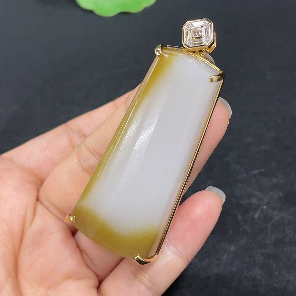 Hetian jade inlaid plain pendant with 18k gold setting, crafted by HKHQ, featuring smooth jade surface and gold accents.