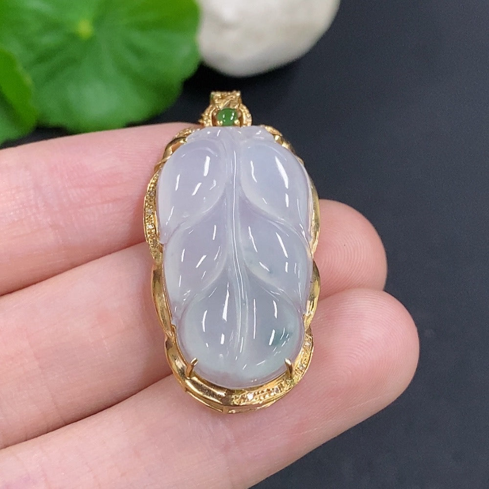 Jadeite Leaf Inlay Pendant 18K Gold with Diamond Accents