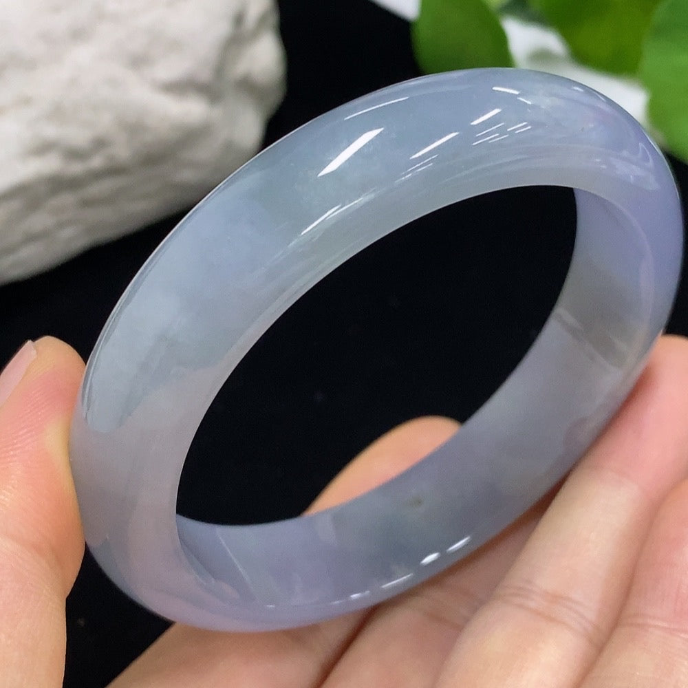 Jadeite Round Bangle