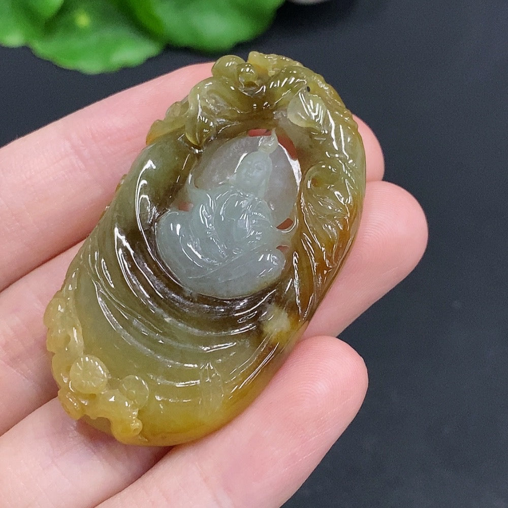 Jadeite Guanyin Pendant Total Weight: Approx. 22.4g Color Origin Undetermined