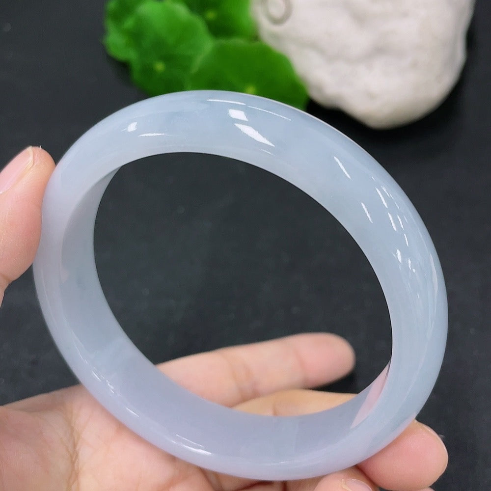 Jadeite Round Bangle