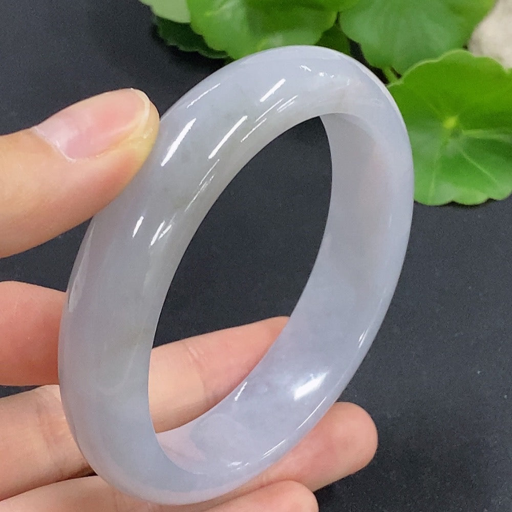 Jadeite Round Bangle
