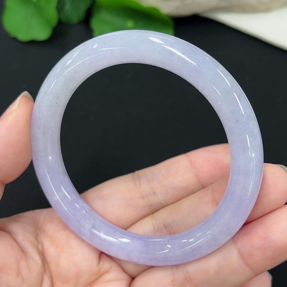 Jadeite Round Bangle