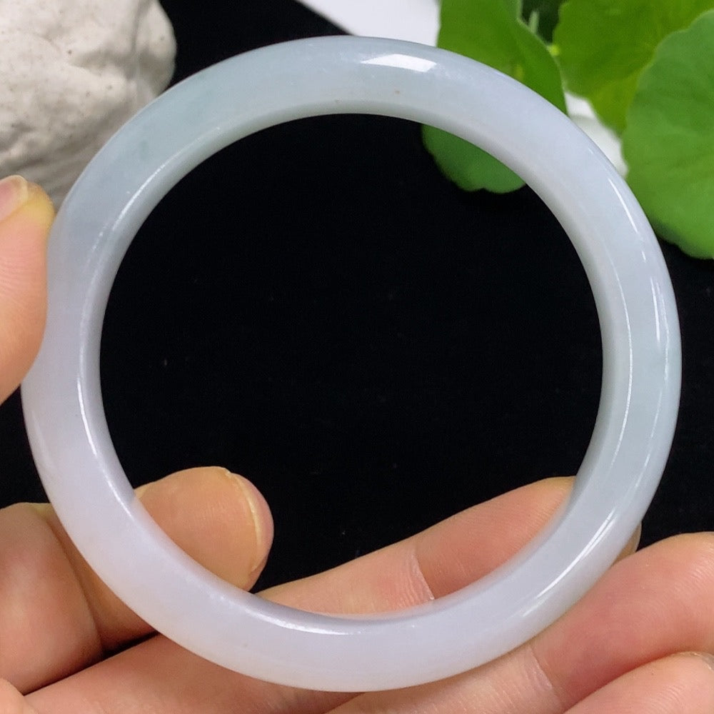 Jadeite Round Bangle