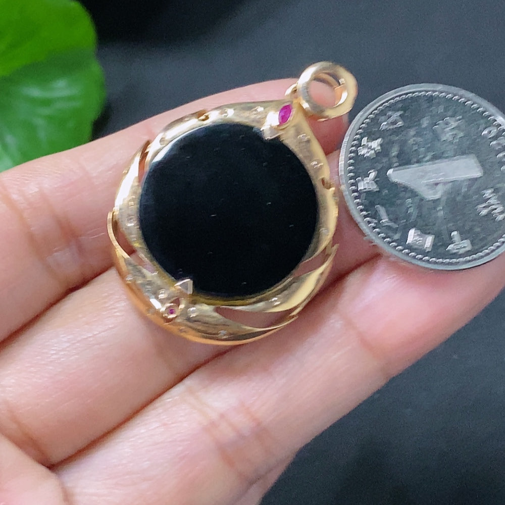 Jadeite plain pendant by HUILIU HQ featuring 18k diamond accents, colorless, weighing approximately 4.53g, displayed on a neutral background.