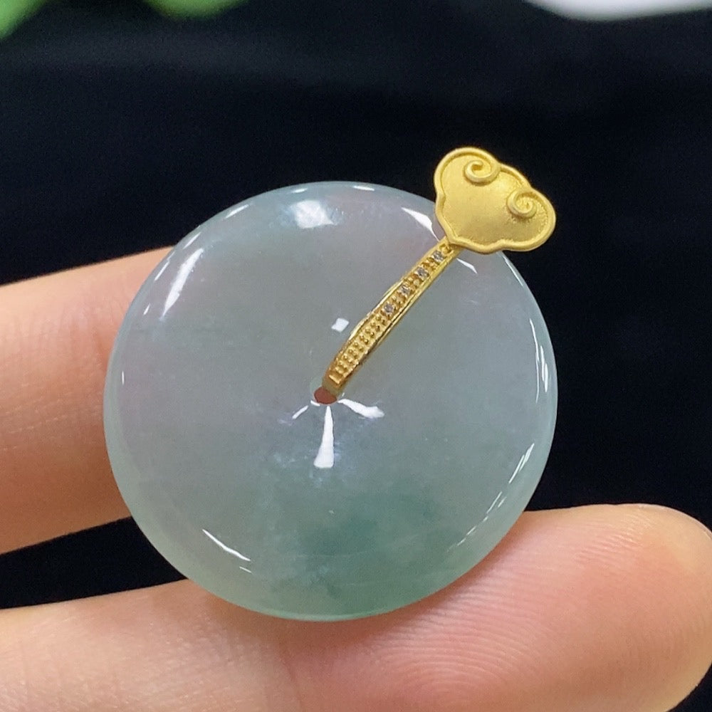 Jadeite Safety Buckle Pendant 18k Total Weight Approx. 5.9g