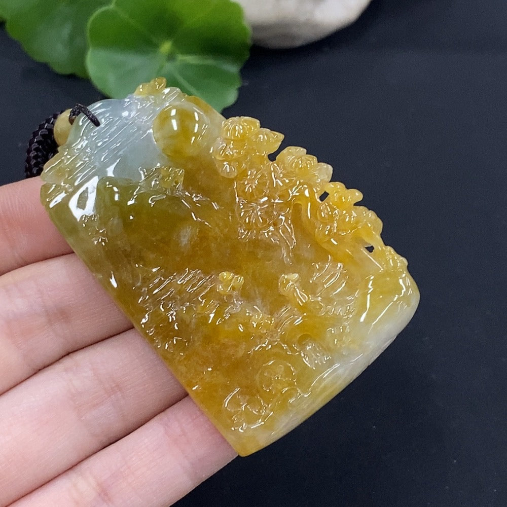 Jadeite landscape pendant by HUILIU HQ featuring intricate natural jade design, weighs approximately 43.4g.