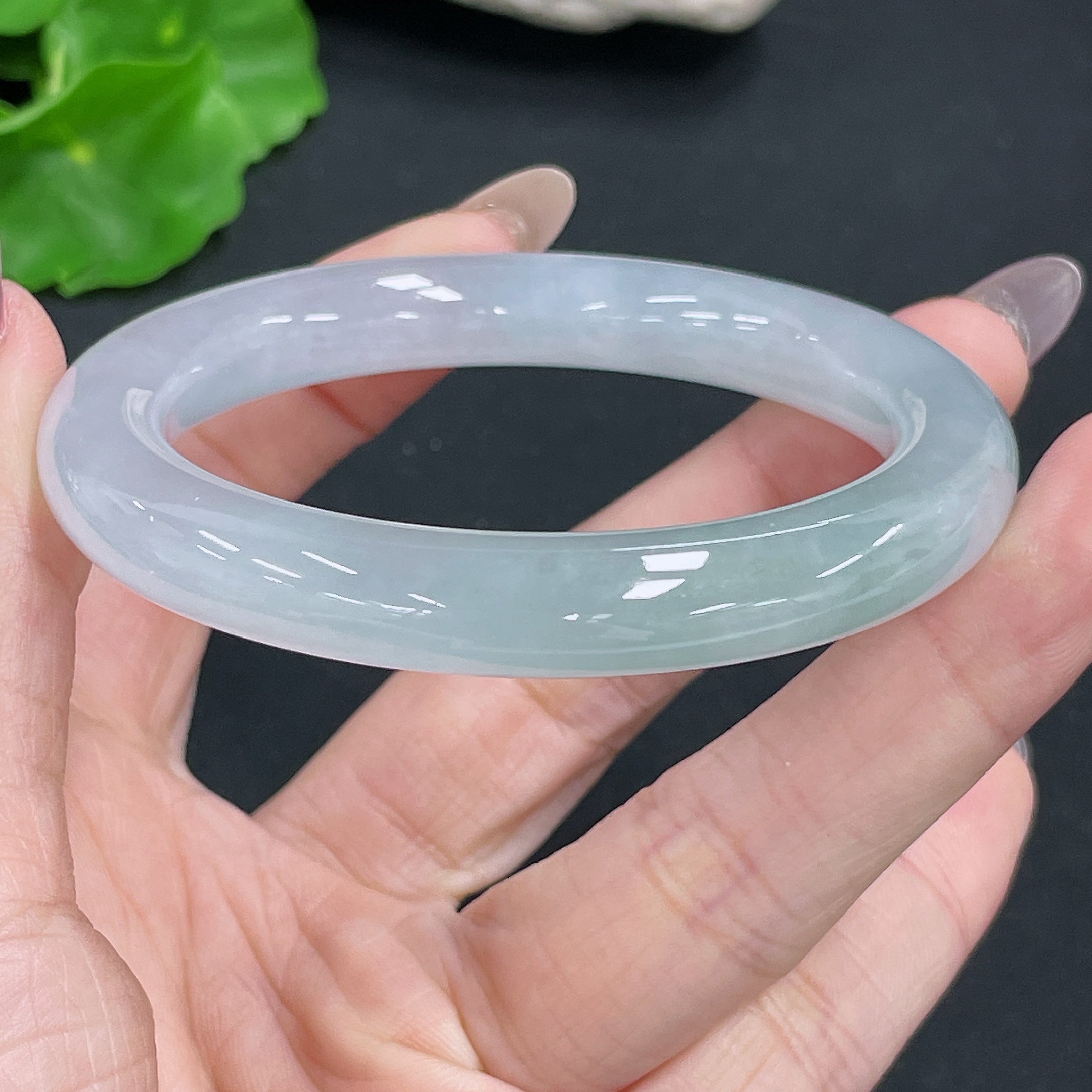 Jadeite Round Bangle Total Weight Approx. 48.6g Size 54.8