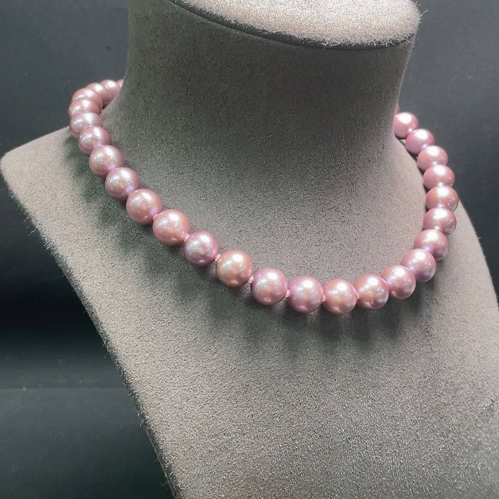 HUILIU HQ pearl necklace with large white pearls, 10.9/11.8mm, non-gold, total weight approx. 76.5g, elegant jewelry piece