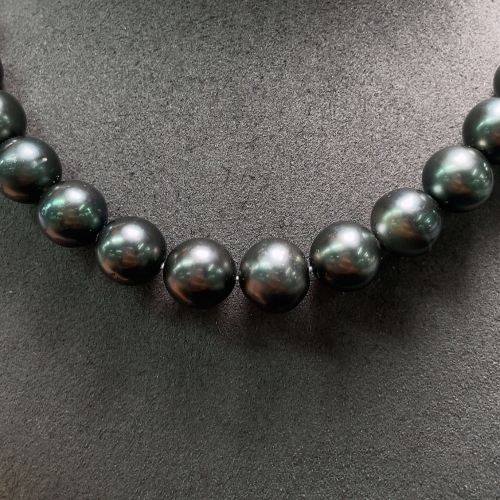 Seawater Pearl Necklace . -12.4mm Non- Setting with White Pearls | Huiliu Certified
