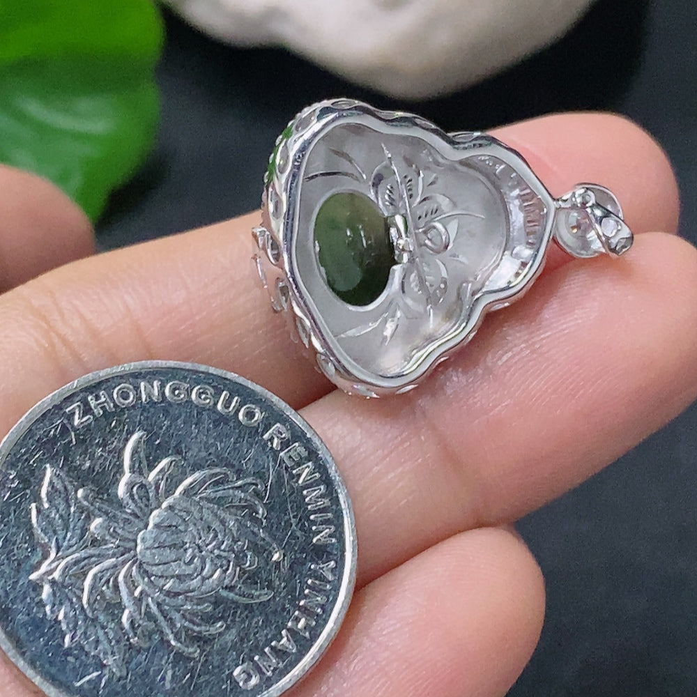 Jadeite Buddha Pendant Set in 18K Gold Total Weight Approx. 3.8g (with Diamond Accents)