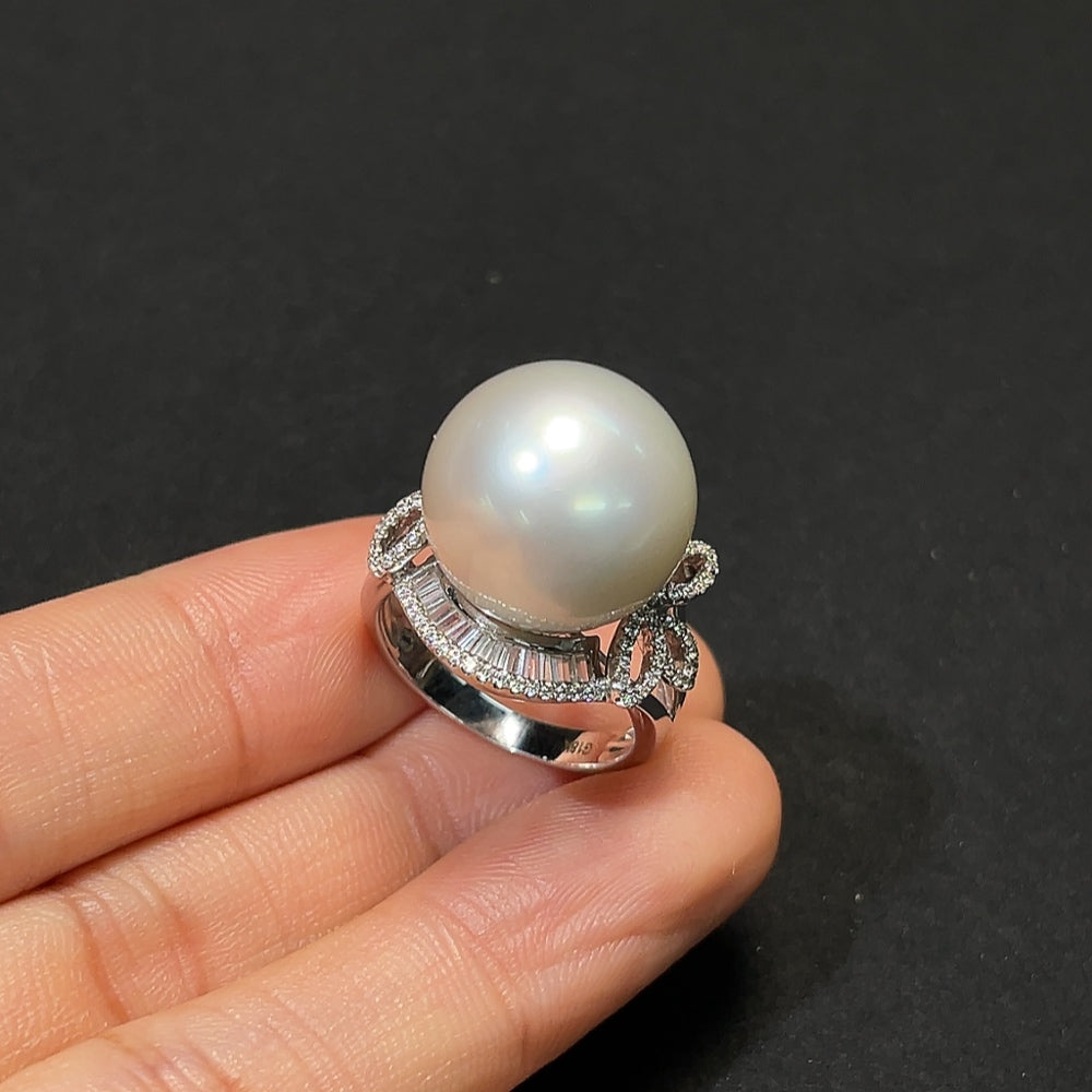 HKHQ seawater pearl ring in 14K gold with a 15mm pearl, size 14.5, showcasing elegant jewelry design and craftsmanship.