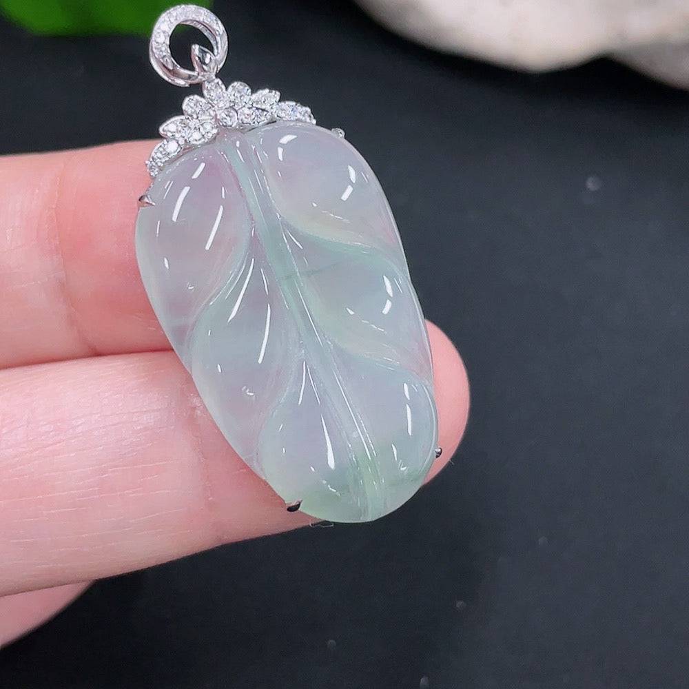 HUILIU HQ jadeite leaf pendant with 18k gold and diamond accents, weighing approximately 4.34g.