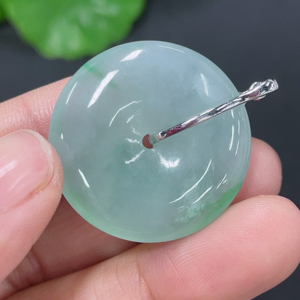 Jadeite Pendant Peace Knot 18k Non-Diamond Total Weight Approx. 8.59g