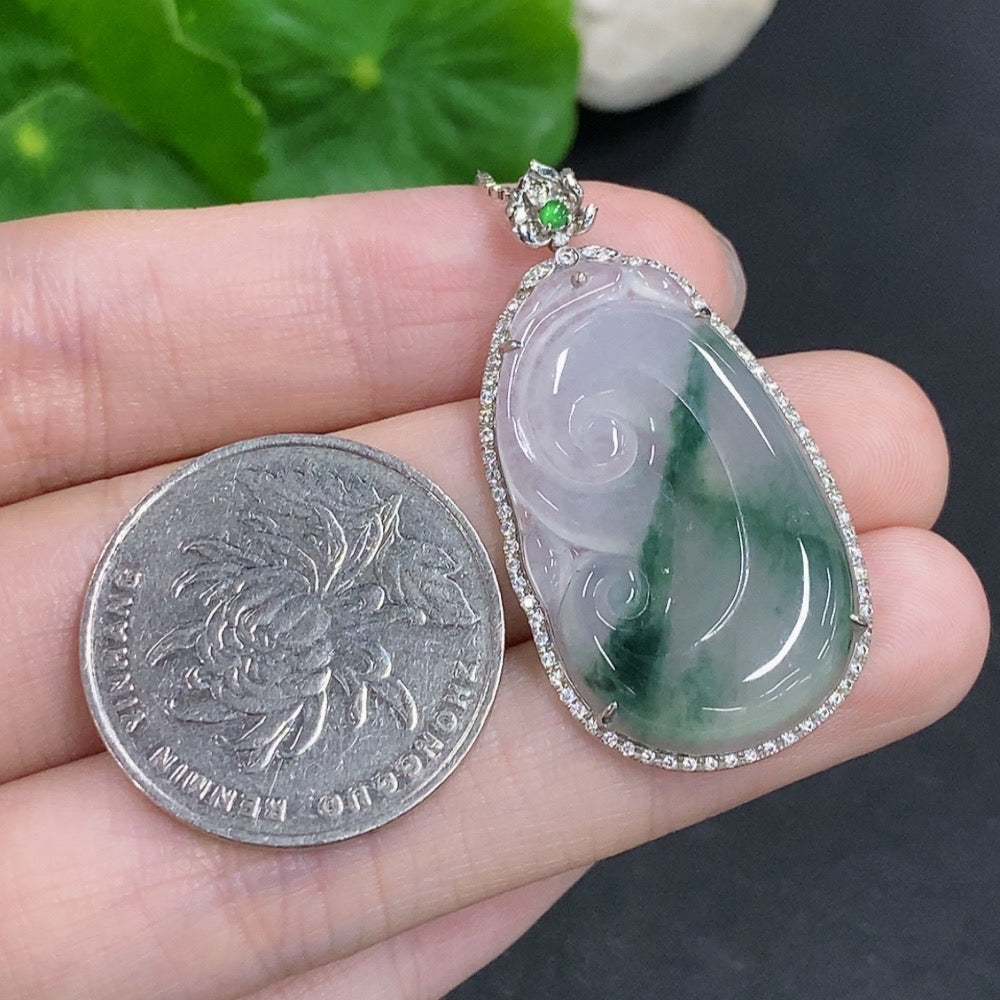 Jadeite Ruyi Pendant 18k Gold Chain Not Included Total Weight Approx. 4.6g (Excluding Chain) Non-Diamond