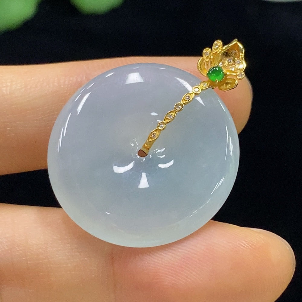 HUILIU HQ Jadeite safety pendant with diamond accents, showcasing polished green jade and sparkling diamond details.