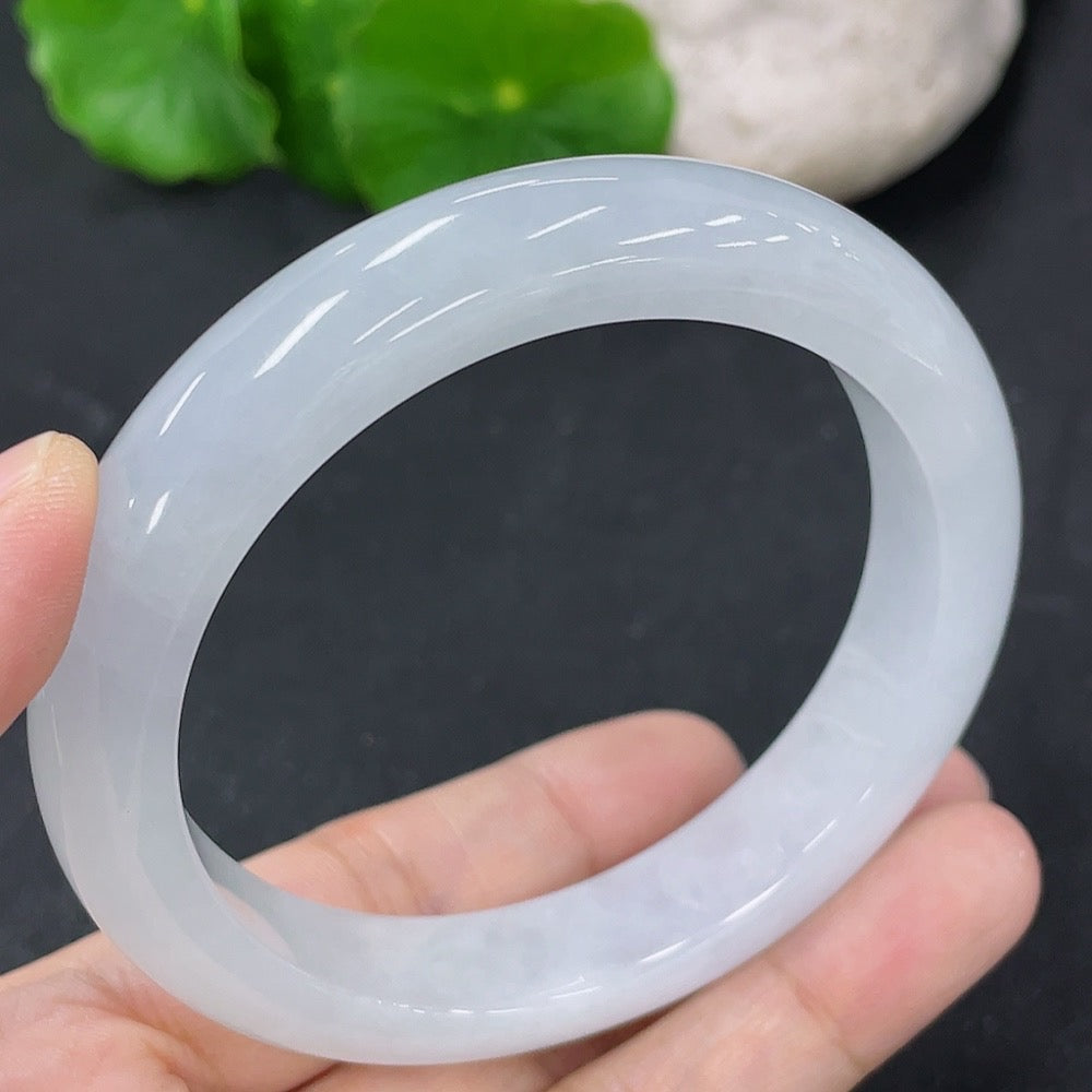 Jadeite round bracelet