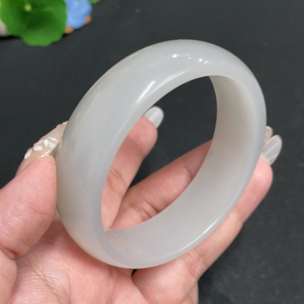 Hetian Jade Round Bracelet . | Huiliu Certified