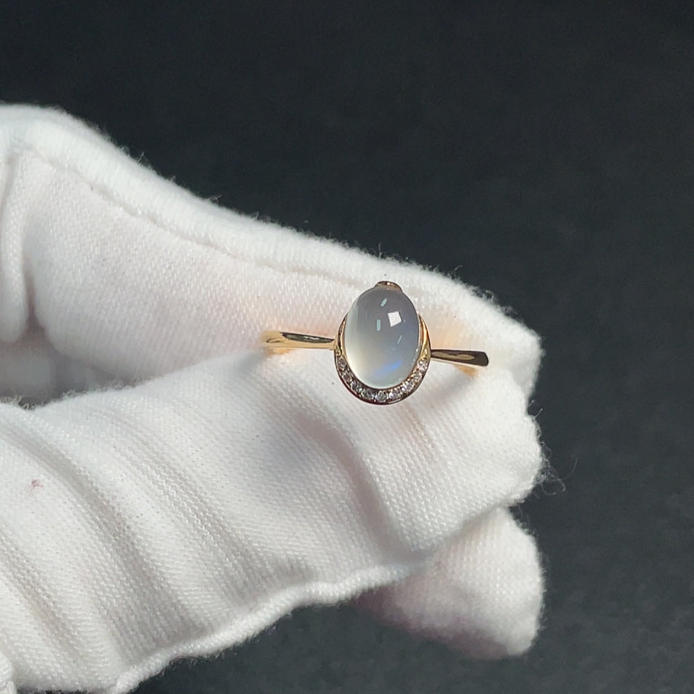 Anillo de Piedra Lunar de 18K con Materia Orgánica Visible, No Diamante, Peso Total Aproximado 2.55g, Talla 12
