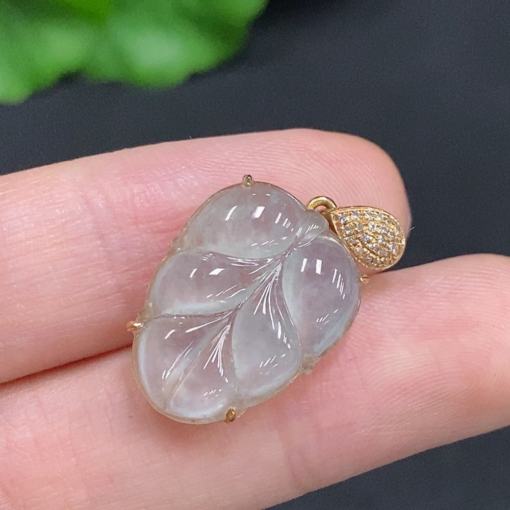 Jadeite Leaf Pendant with 18K Gold and Diamond Accents, Total Weight Approx. 2.3g
