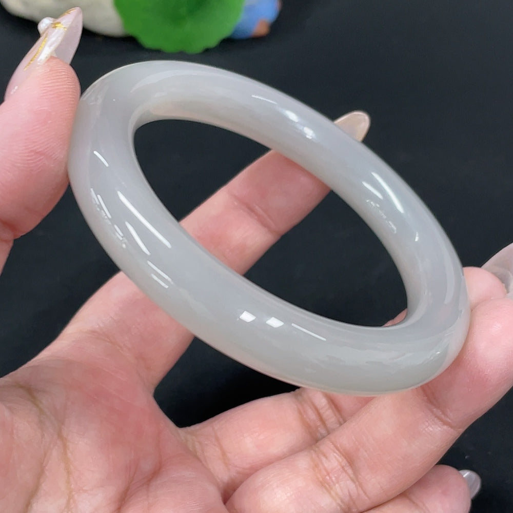 Hetian Jade Round Bangle Size 57.2 Total Weight Approx. 59.5g