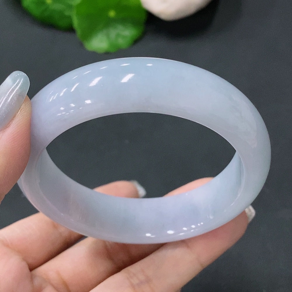 Jadeite Regular Round Bracelet 53.6 | Huiliu Certified