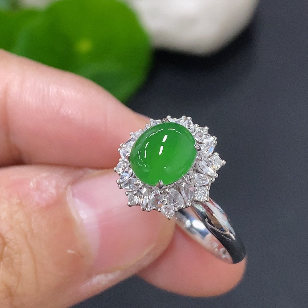 Jadeite Cabochon Ring 18k Gold Total Weight Approx. 2.8g Size 14 with Diamond Accents