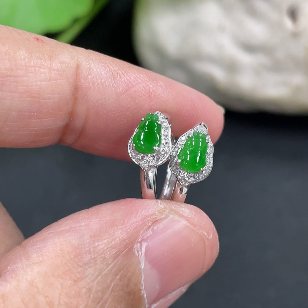 Jadeite gourd inlaid gold and diamond ear studs pair, 18k gold earrings with intricate design, lightweight and elegant.