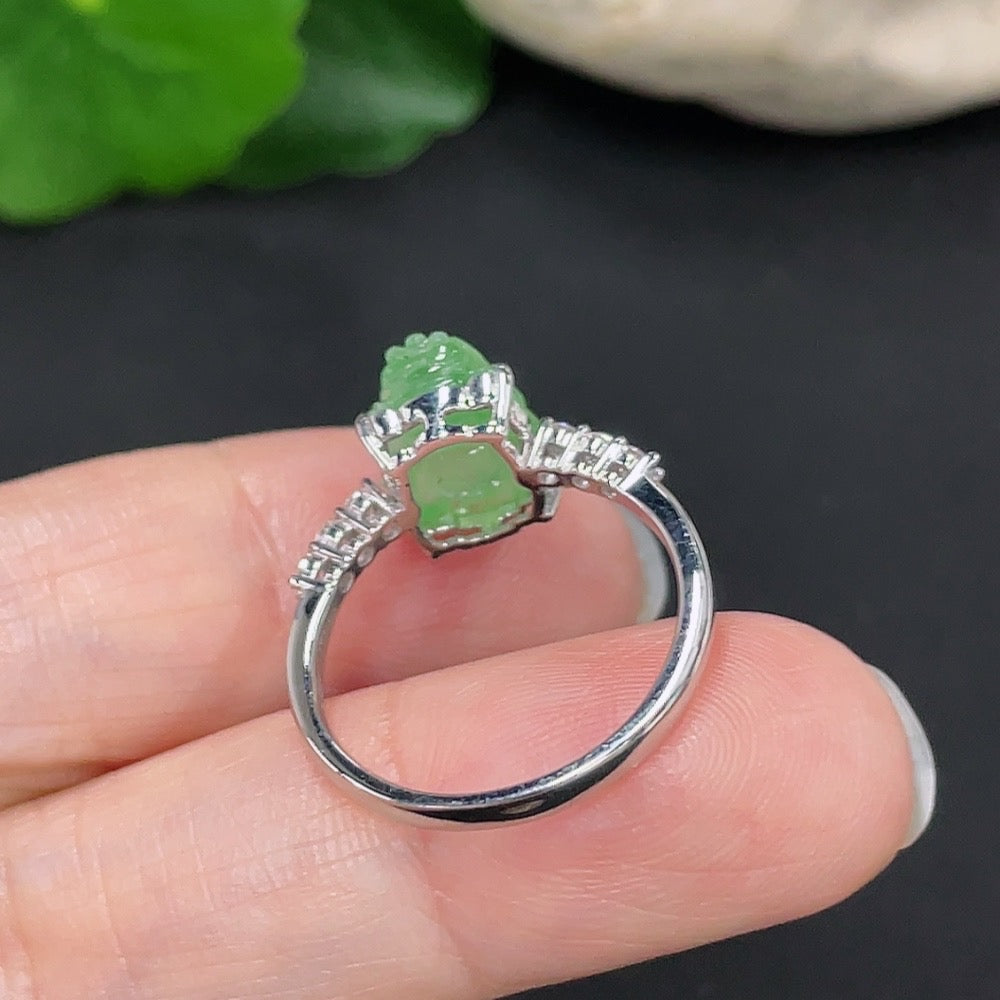 Jadeite inlaid ring size 14 18K gold total weight about 3g (with diamond)