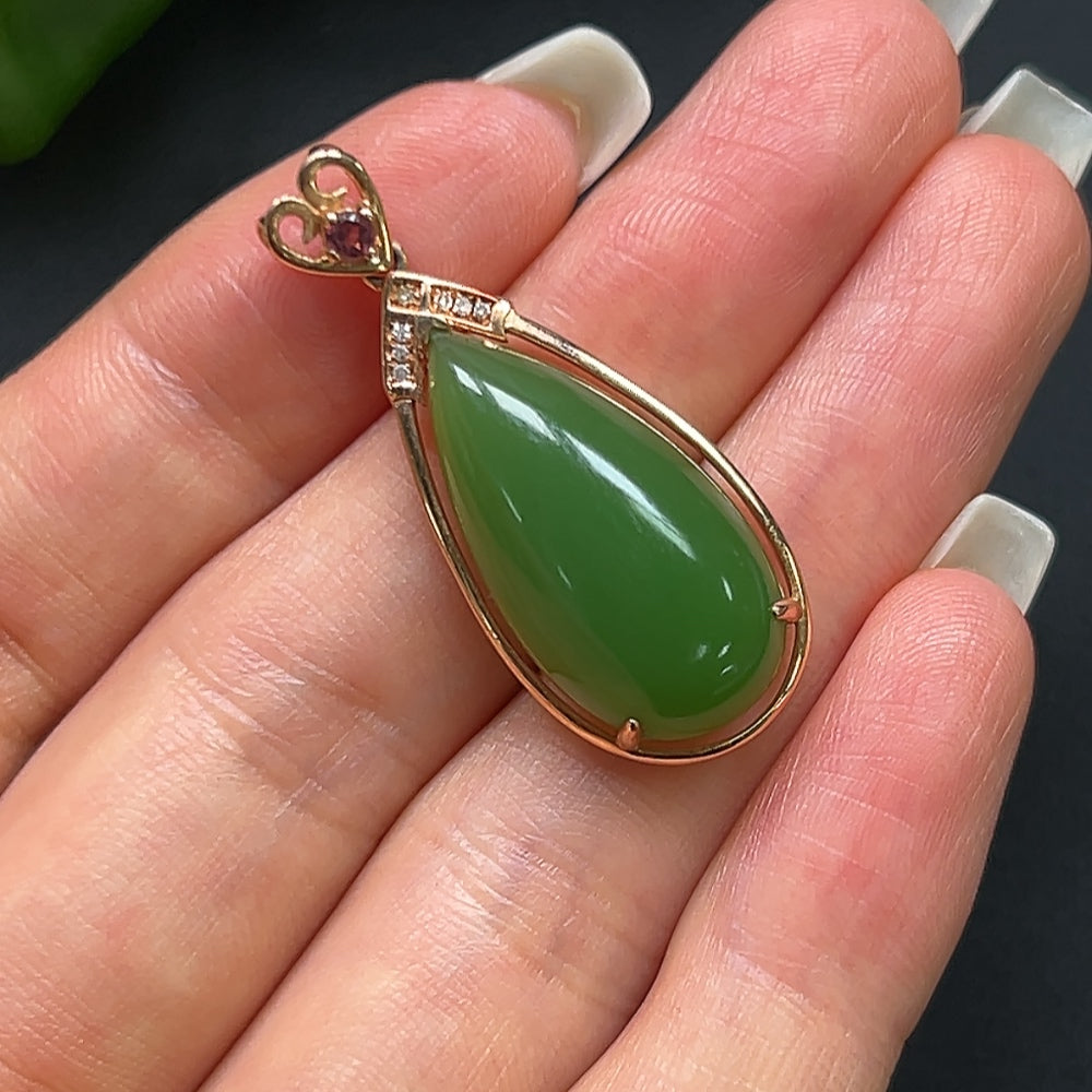 Hetian Jade Cabochon Pendant with 18K Gold and Colorless Diamond Accents