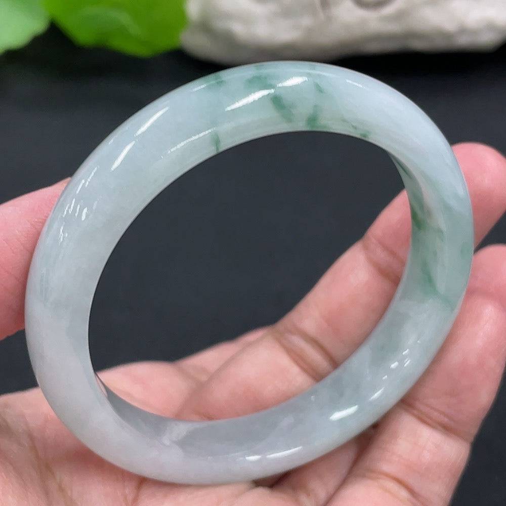 HUILIU HQ jadeite round bracelet, 51mm diameter, smooth green jade with a total weight of 38.83g, natural polished finish.