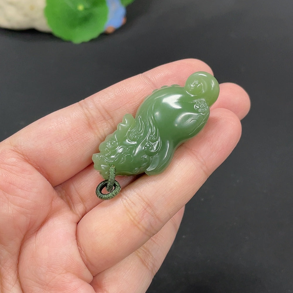 Hetian Jade Pendant Auspicious Beast . | Huiliu Certified