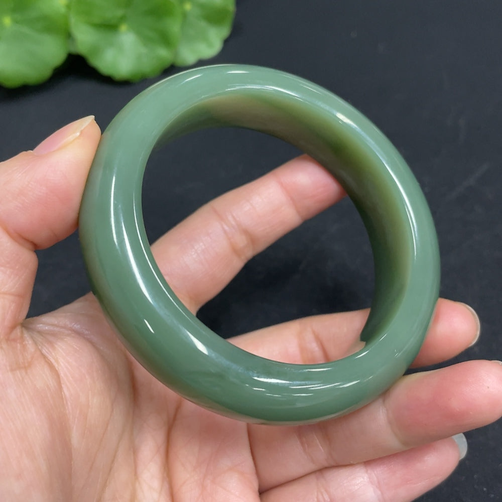 HUILIU HQ Hetian Jade round bracelet with size 56, weighing approximately 78.8g, featuring smooth polished jade beads.
