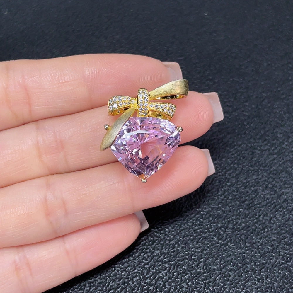 Spodumene Pendant Non-Gold Total Weight Approx. 9.06g