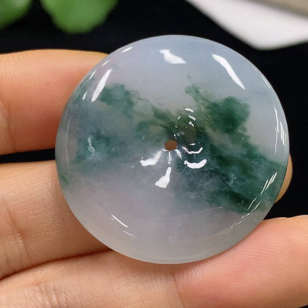 HUILIU HQ Jadeite Peace Knot pendant, polished green jade jewelry with carved knot design, certified by Huiliu.