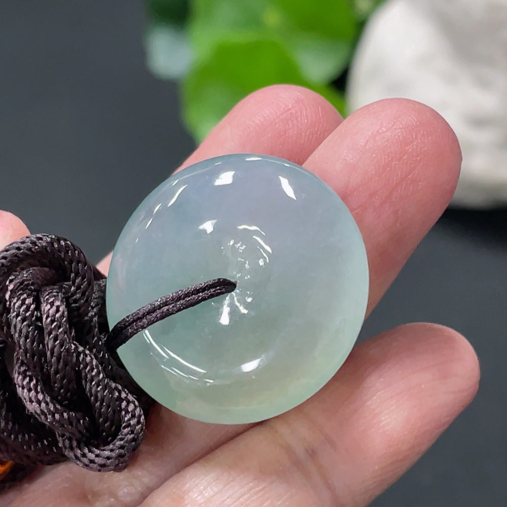 Jadeite Peace Knot Pendant with a total product weight of approximately 10.9g