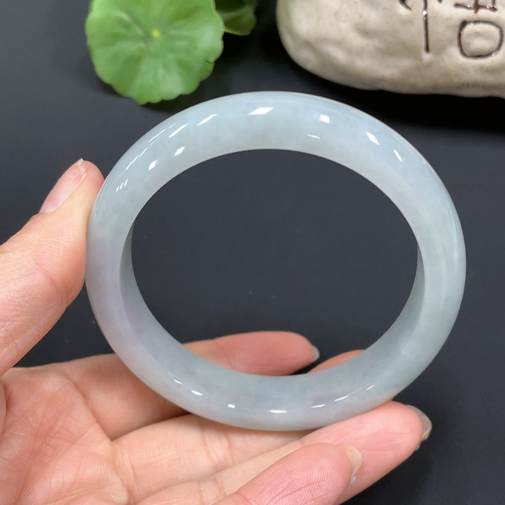 Jadeite Regular Bangle, Inner Diameter 56.7, Total Weight 57.682g