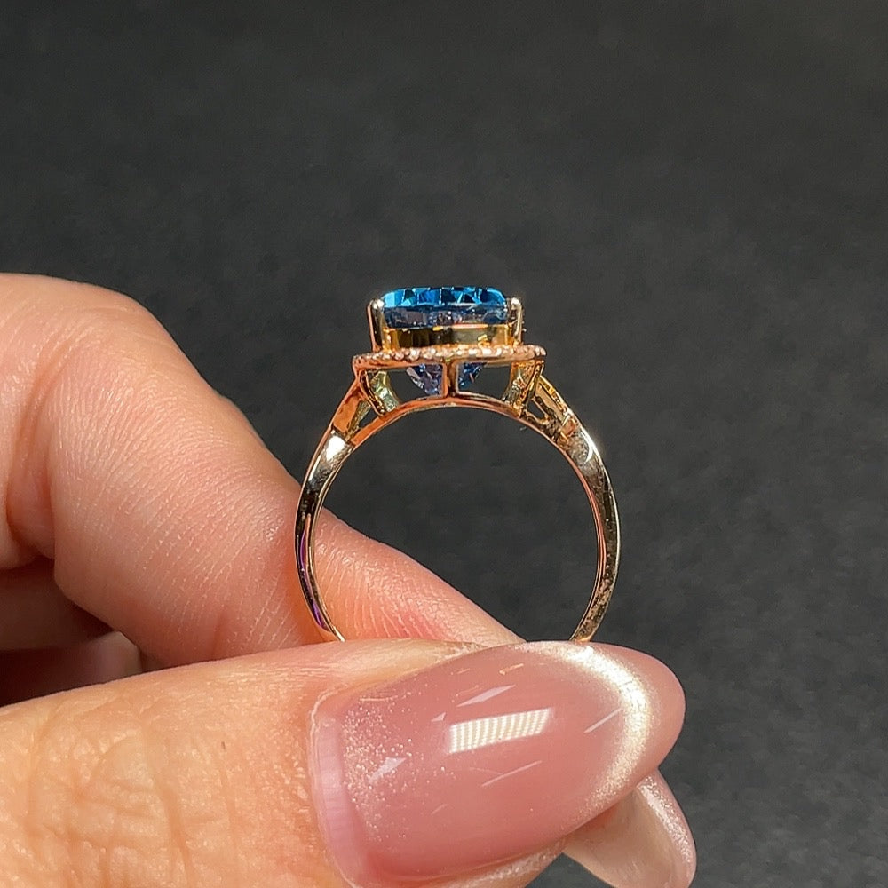 18K Topaz Ring, Color Origin Undetermined, Accented with Diamonds, Total Weight Approx. 3.51g, Size 14