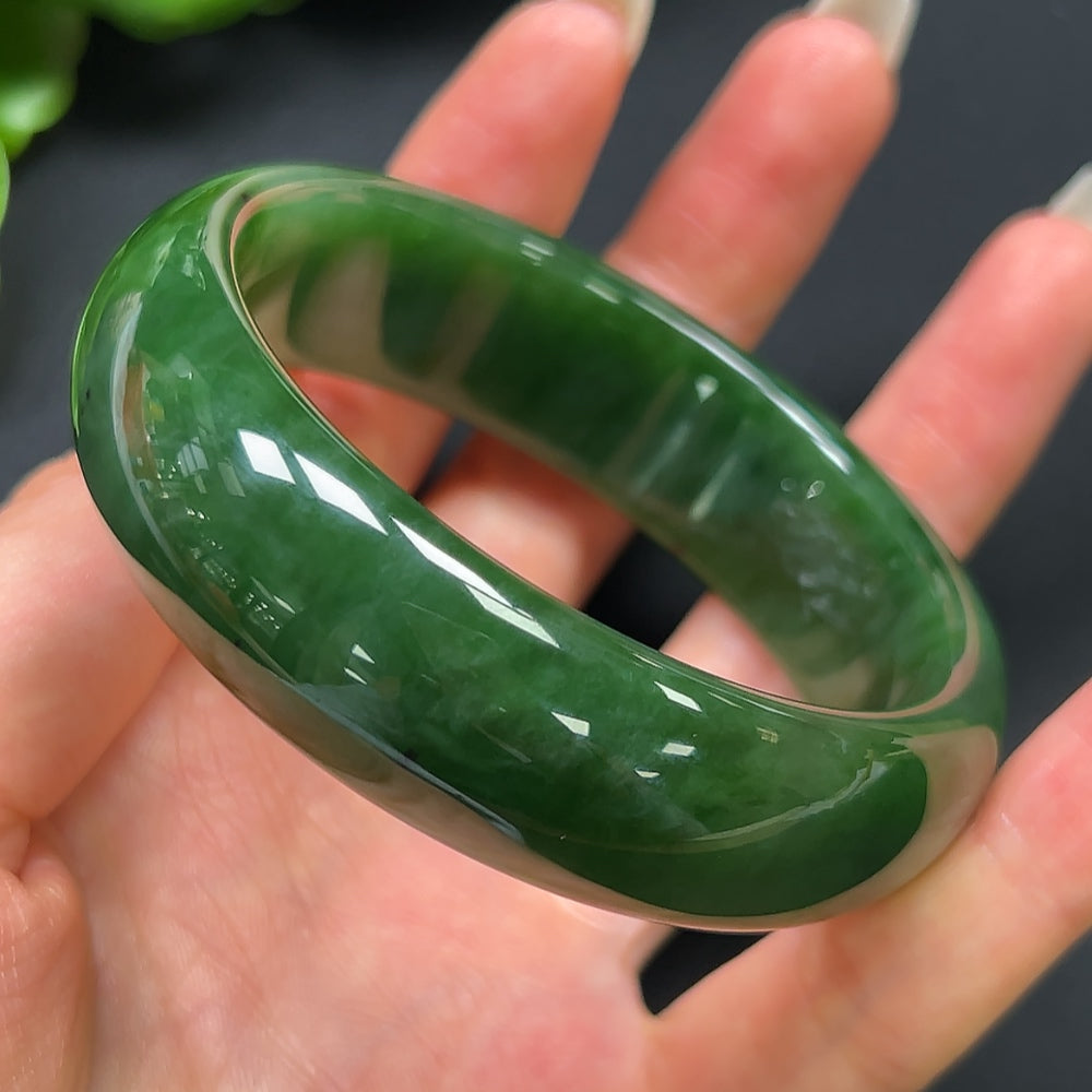 Hetian Jade Round Bangle