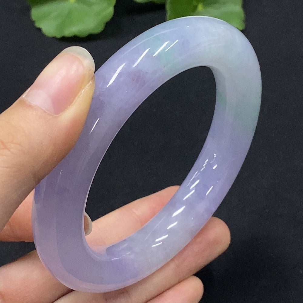翡翠ラウンドバングル サイズ58.2 総重量約99.75g【総価値:27,194米ドル】