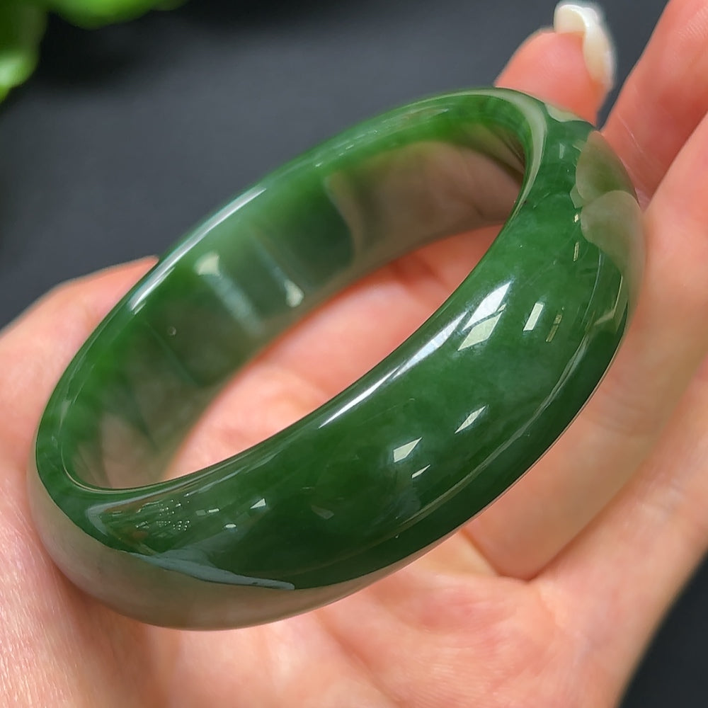 Hetian Jade Round Bangle