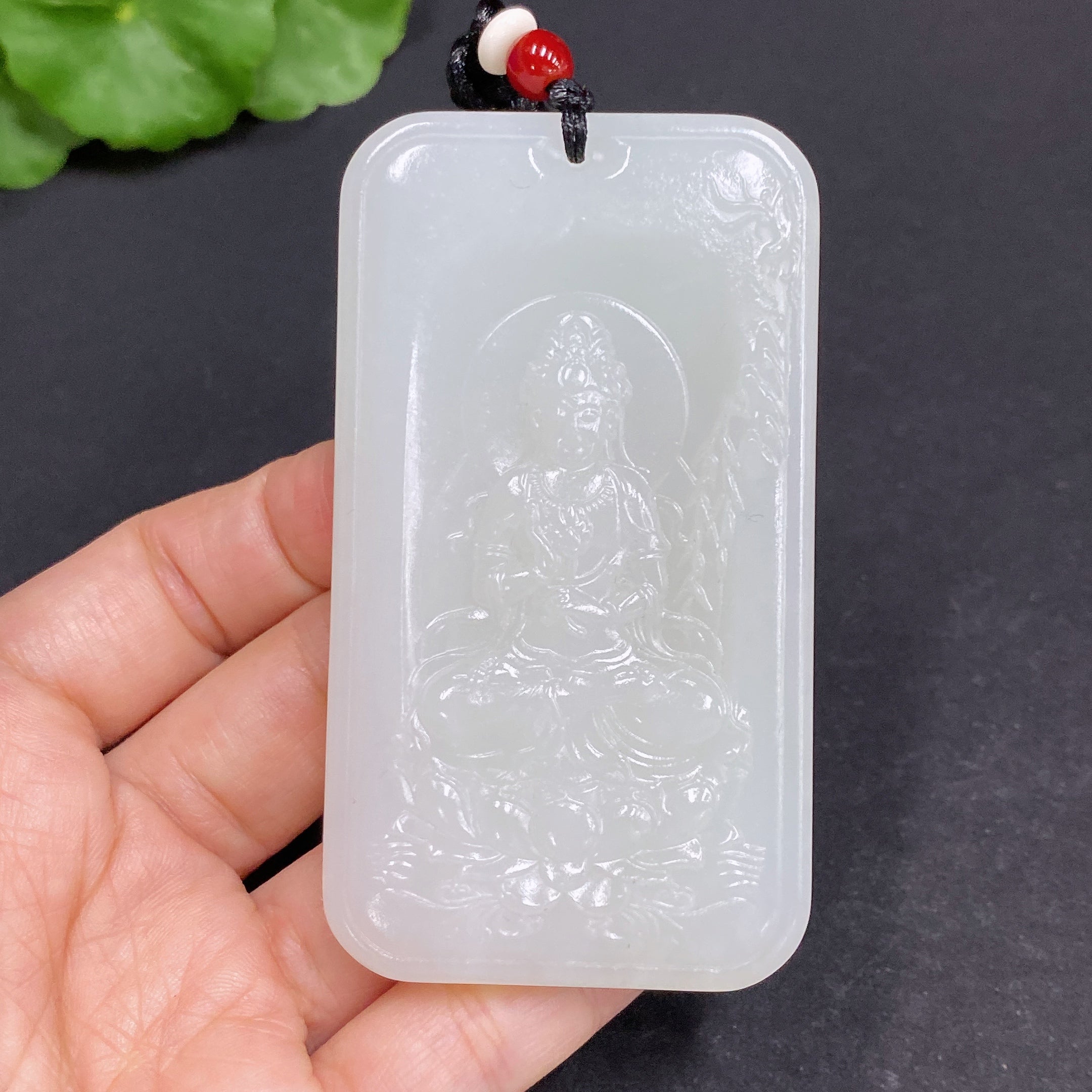 Hetian Jade Pendant Guanyin Total Weight (including rope) 87.1g