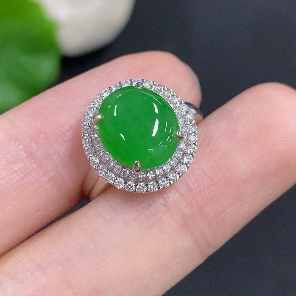 Jadeite Cabochon Ring 18k Gold Total Weight Approx. 3.6g Size 11 with Diamond Accents
