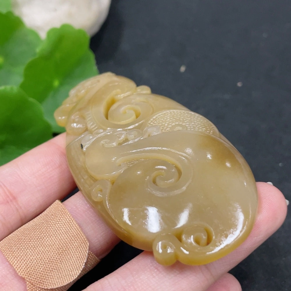 Hetian Jade Pendant Antique Style Total Weight Approx. 46g